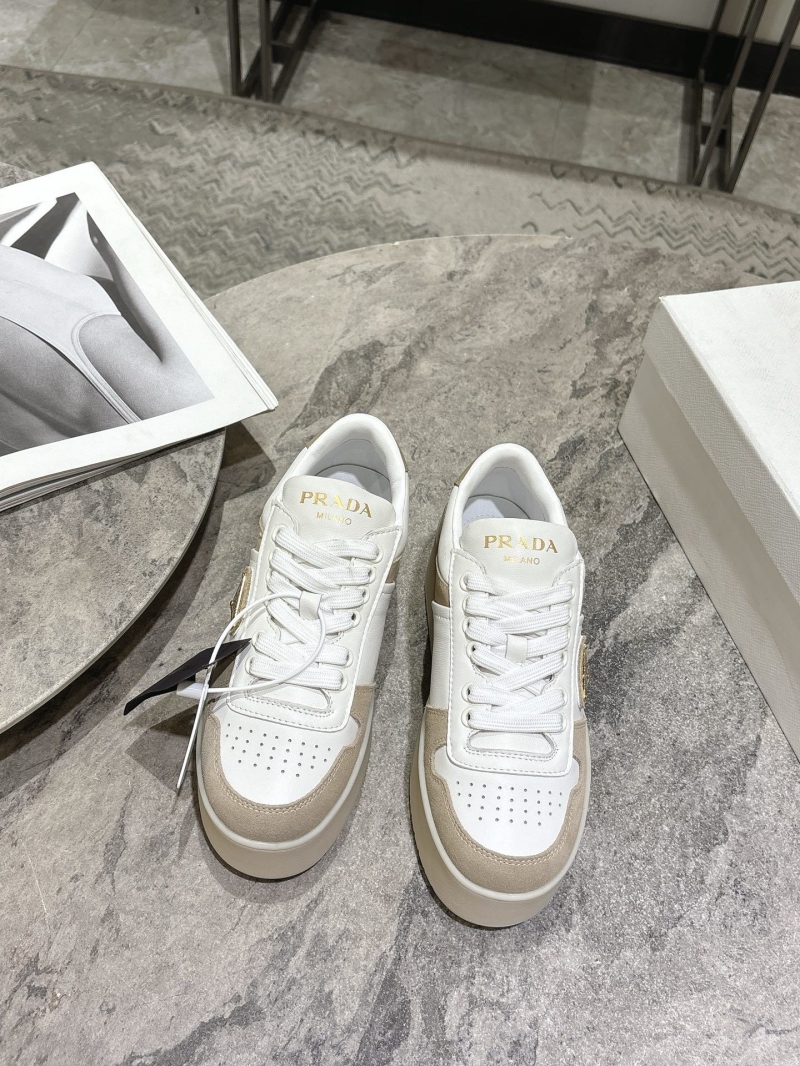 Pra*a sneakers